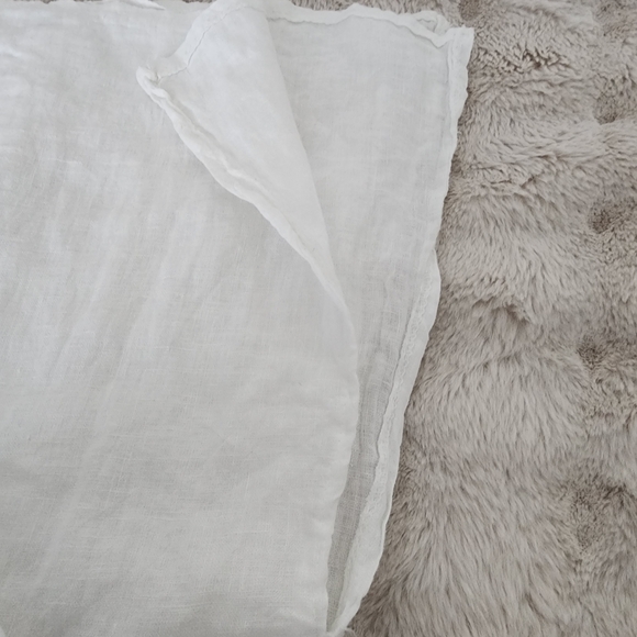 White 100% Linen Maxi Dress - Picture 12 of 16